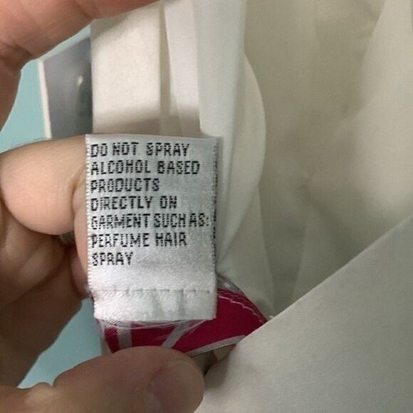 JVN by Jovanni Plunging Neck Gown NWT - Picture 9 of 10